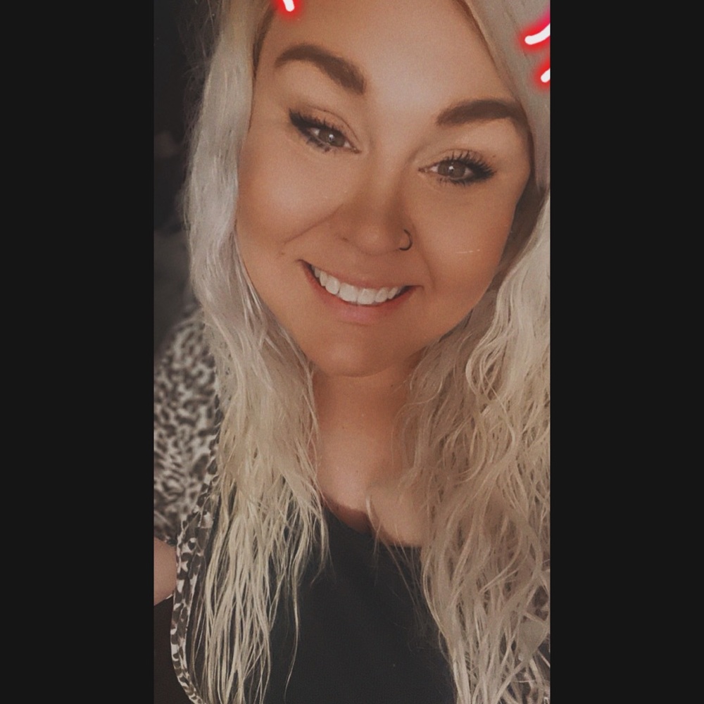 Meet your Posher, Brooke